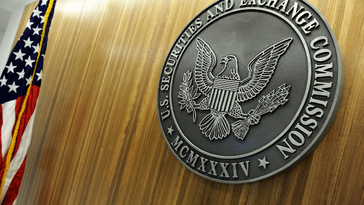 Представитель SEC раскритиковал действия регулятора. В чём проблема его подхода к криптовалютам?