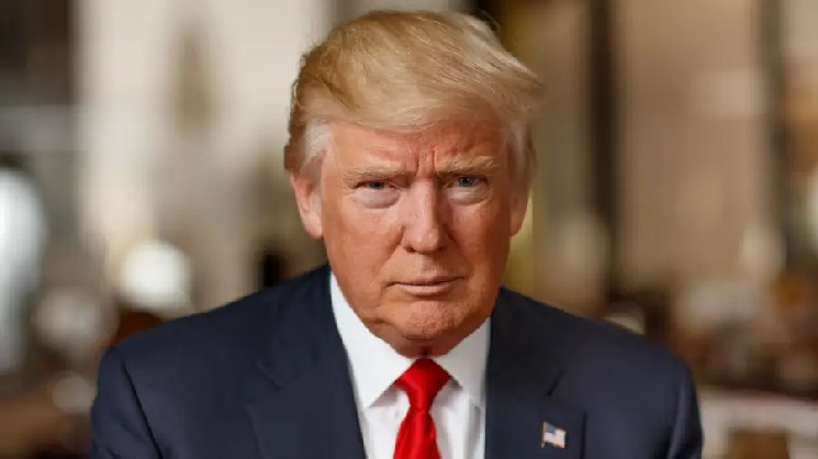 Дональд Трамп: Биткоин снижает давление на доллар
