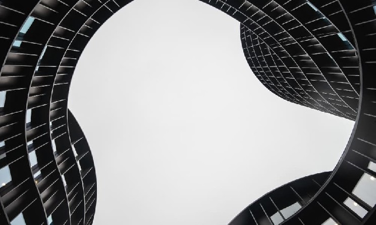 
			Первое голосовое DAO запустилось на Polkadot: управление через распознавание речи		